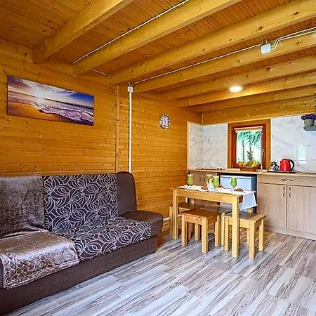 Nad Morzem - Nevada 5*
